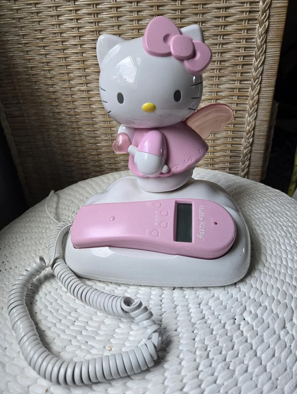 Working Hello Kitty Pink & White Desk Landline Phone Angel Figurine